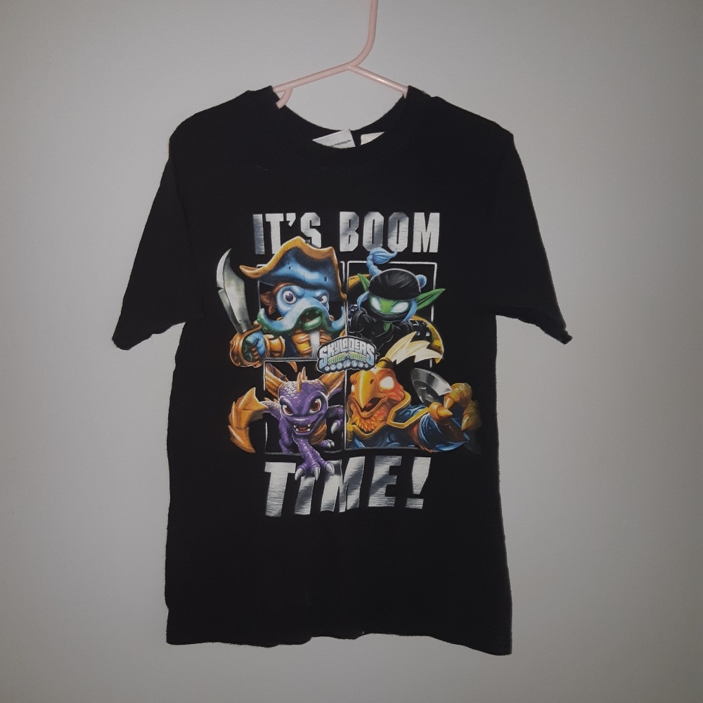 Skylanders swap force kids t-shirt Size 5/6